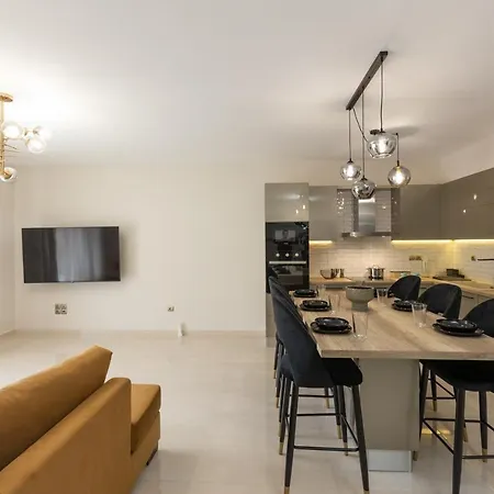 K2 Apartment